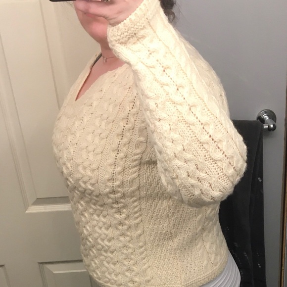 Aran Island Wool Sweater - Picture 7 of 7